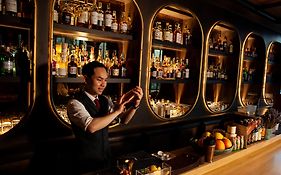 MUU Bangkok, Petits Hôtels de Luxe du Monde